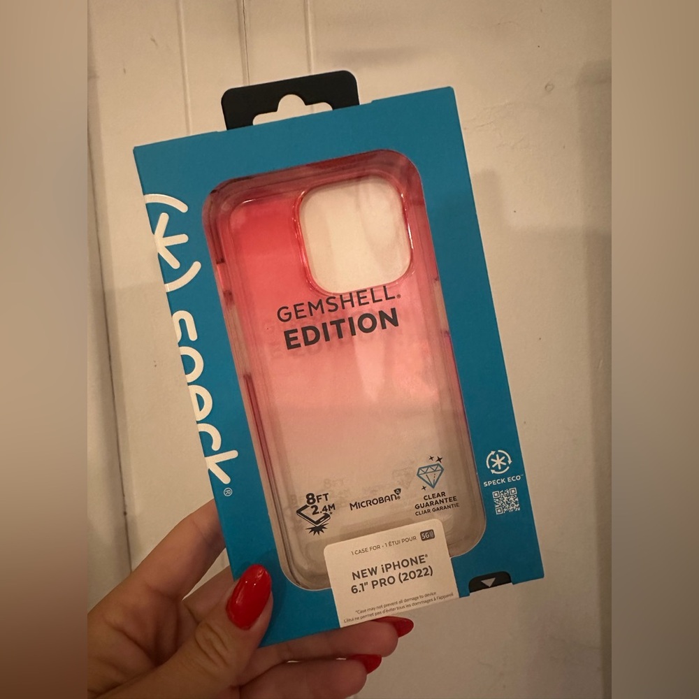 NWT gemshell edition speck iPhone 14 Pro case pink